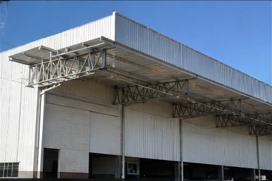 Cobertura e fachada metálica